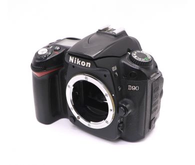 Nikon D90 body (пробег 22500 кадров)