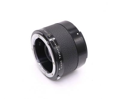 Телеконвертер Nikon TC-200 2X