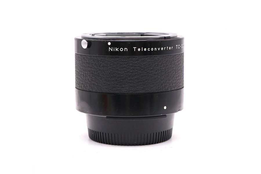 Телеконвертер Nikon TC-200 2X