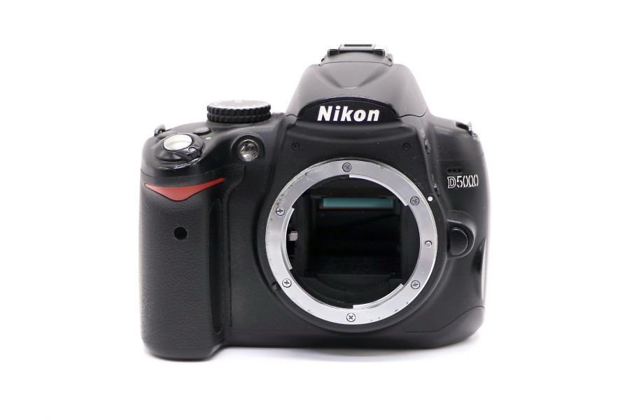 Nikon D5000 body неисправен
