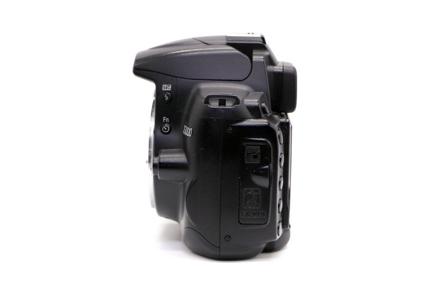 Nikon D5000 body неисправен