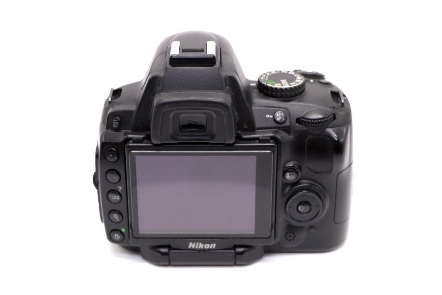 Nikon D5000 body неисправен