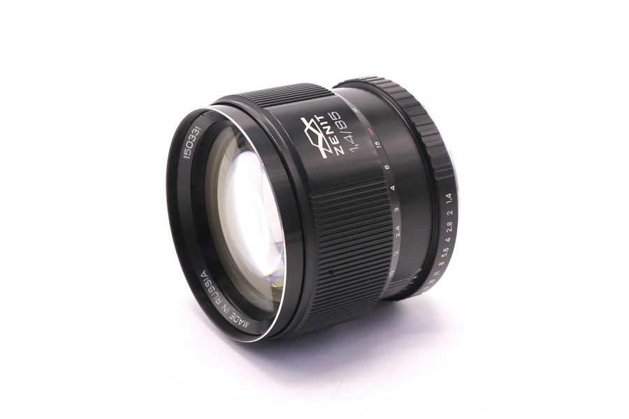 Зенитар-C 1.4/85 в упаковке 