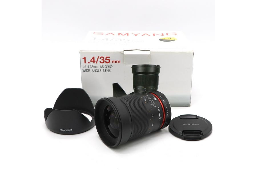Samyang 35mm f/1.4 AS UMC в упаковке