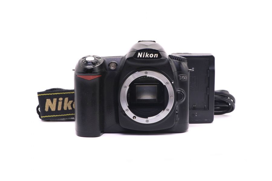 Nikon D50 body (пробег 64000 кадров)
