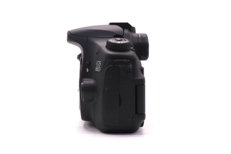 Фотокамера Canon EOS 60D body (пробег 2460 кадров)