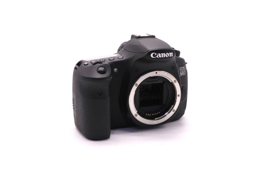 Фотокамера Canon EOS 60D body (пробег 2460 кадров)