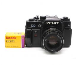 Зенит 122 kit + Фотопленка Kodak Gold 200/24