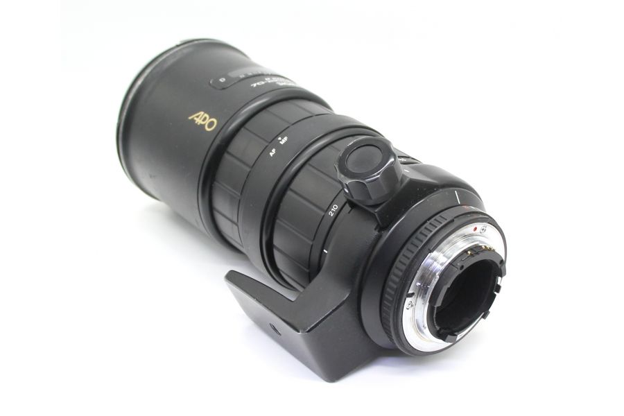 Sigma AF 70-210mm f/2.8 Zoom APO (I) для Nikon F
