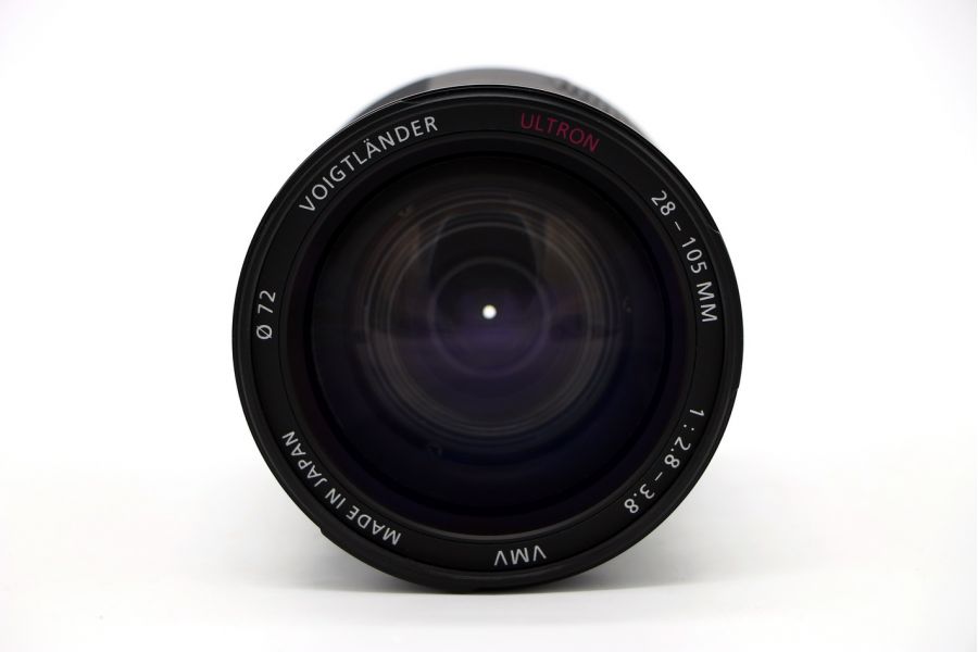 Voigtlander Ultron 28-105mm f/2.8-3.8