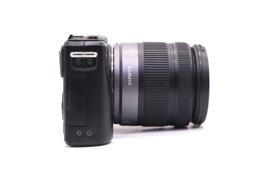 Panasonic Lumix DMC-GF2 kit (пробег 4850 кадров)