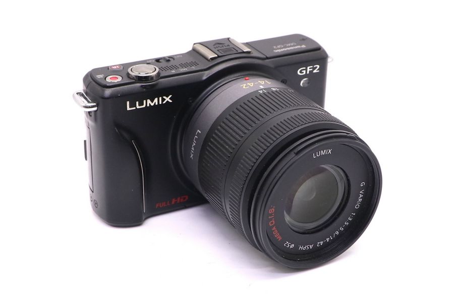 Panasonic Lumix DMC-GF2 kit (пробег 4850 кадров)