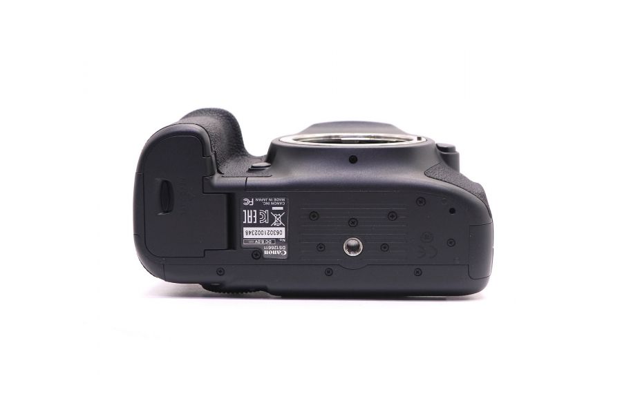 Canon EOS 5DsR body в упаковке (пробег 10775 кадров)