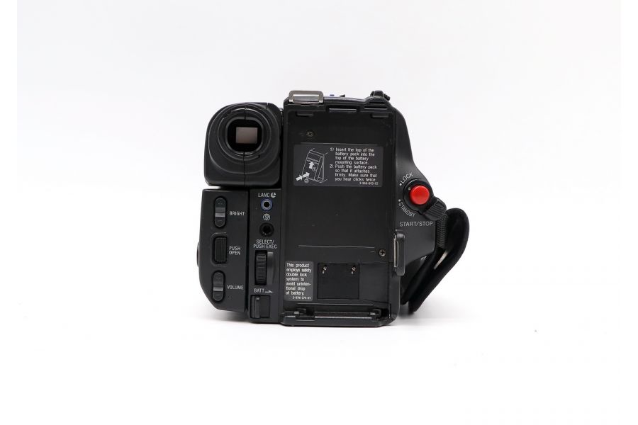 Видеокамера Sony CCD-TRV14E