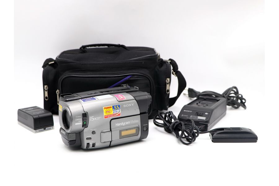 Видеокамера Sony CCD-TRV14E