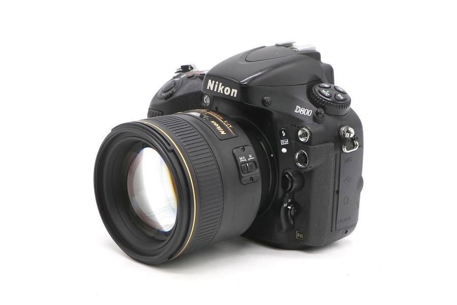 Nikon D800 kit 85mm f/1.4G AF-S Nikkor