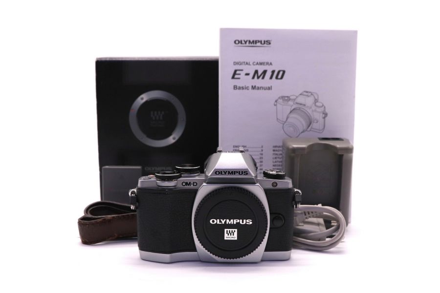 Olympus OM-D E-M10 body в упаковке (пробег 13500 кадров)