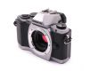 Olympus OM-D E-M10 body в упаковке (пробег 13500 кадров)