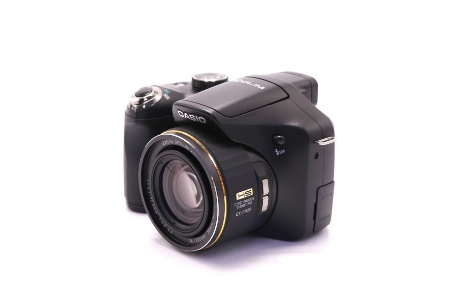 Casio Exilim EX-FH25 в упаковке