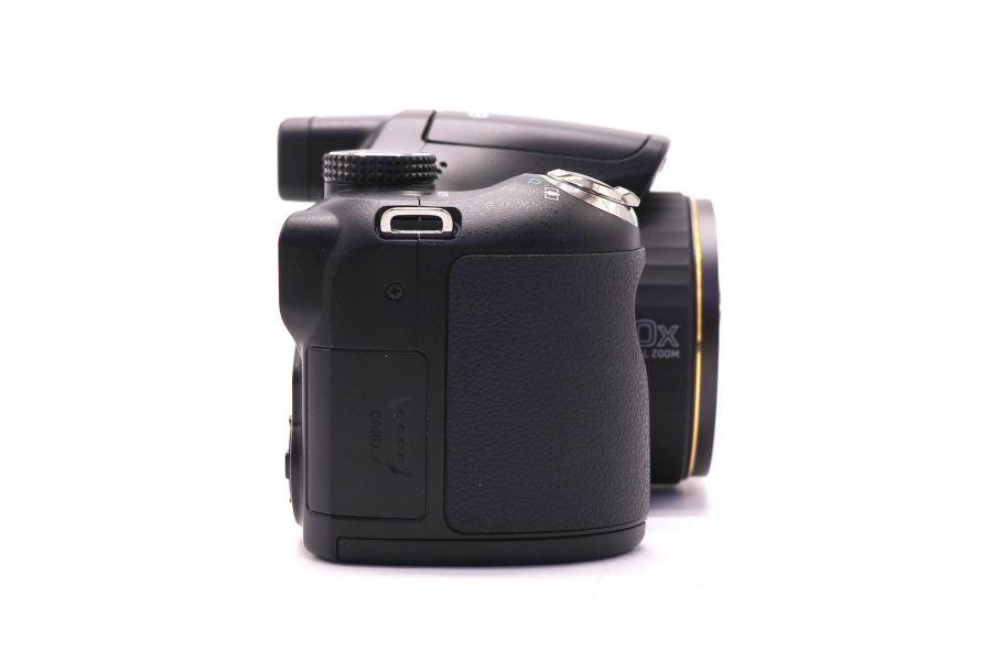 Casio Exilim EX-FH25 в упаковке