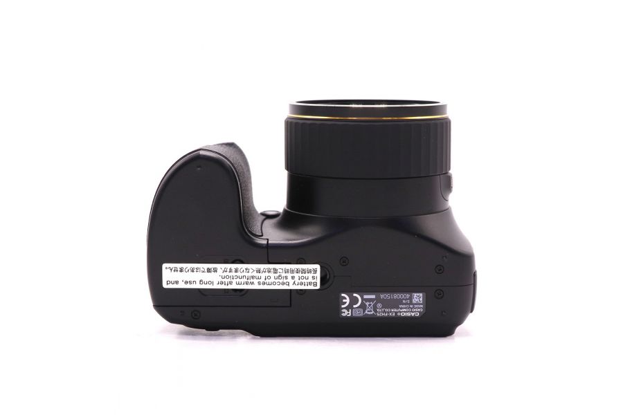 Casio Exilim EX-FH25 в упаковке