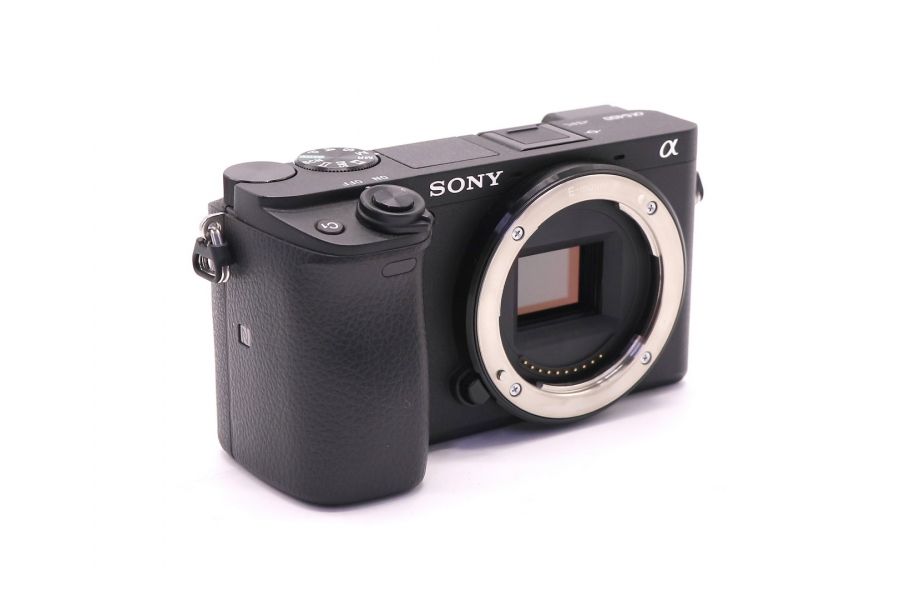 Sony A6400 body (пробег 835 кадров)