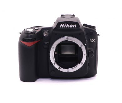Nikon D90 body (пробег 4915 кадров)