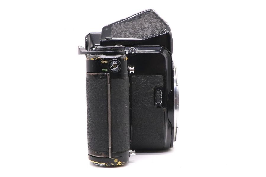 Pentax 6x7 body Japan