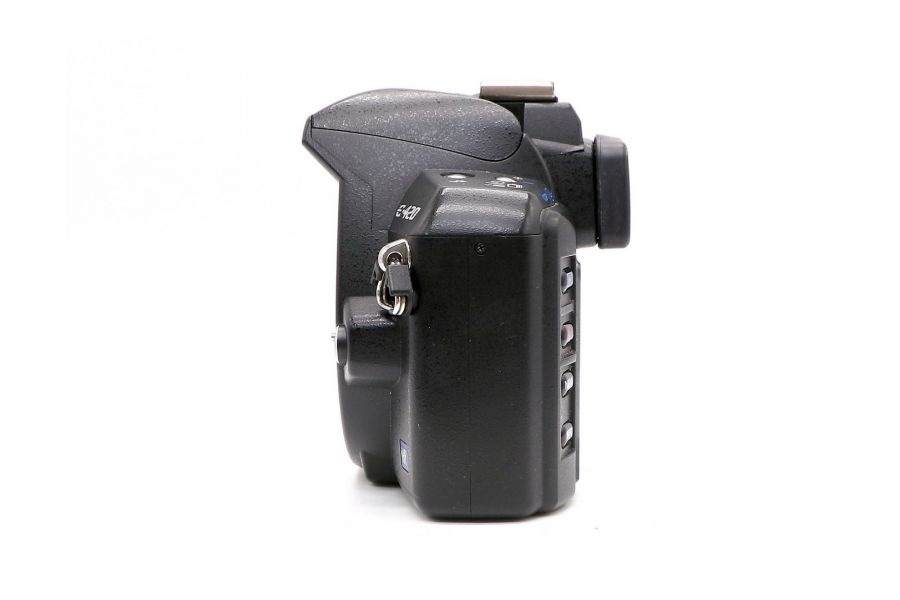 Olympus E-420 body в упаковке (пробег 23000 кадров)