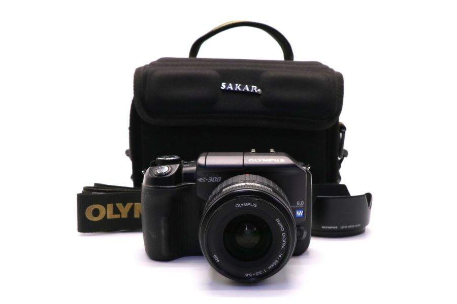 Olympus E-300 kit (пробег 10650 кадров)