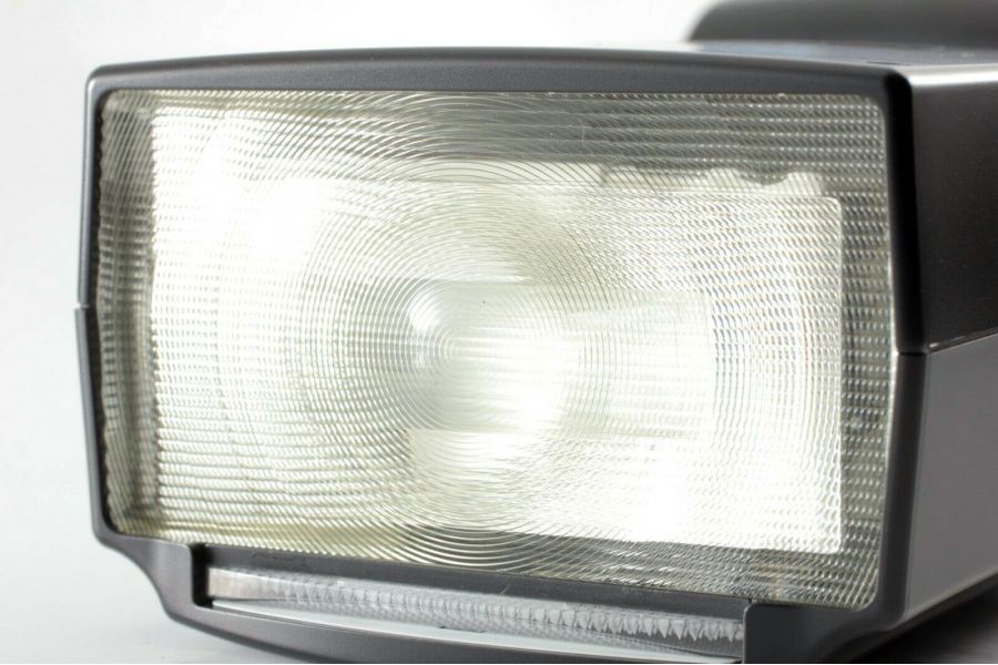 Профессиональная Фотовспышка Pentax AF-540FGZ 