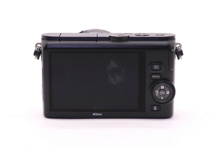 Nikon 1 J3 kit (пробег 3010 кадров)