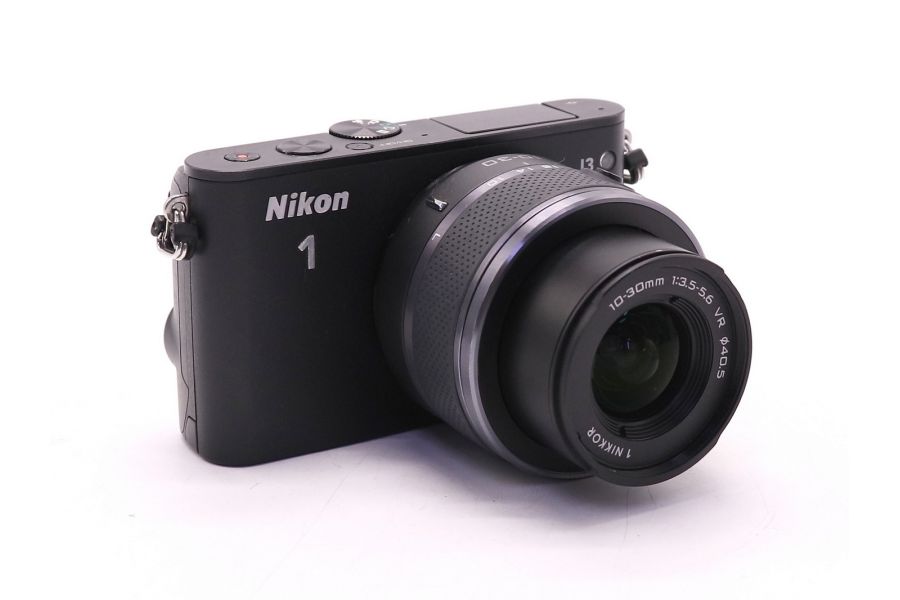 Nikon 1 J3 kit (пробег 3010 кадров)