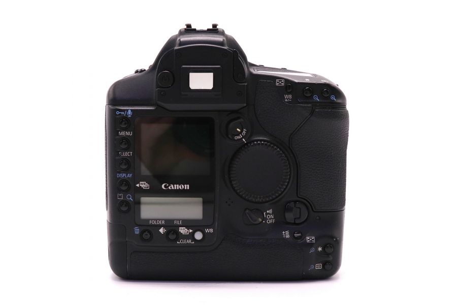 Canon EOS 1D Mark II body (пробег неизвестен)