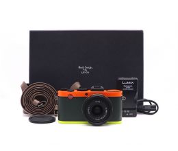 Leica X2 Edition Paul Smith в упаковке