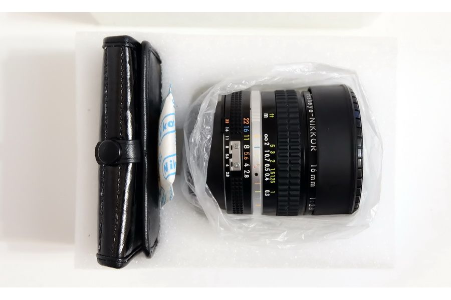 Nikon Fisheye-Nikkor 2.8/16mm (Made in Japan)