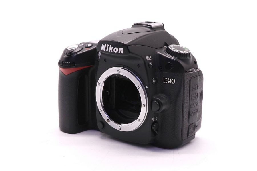 Nikon D90 body (пробег 17845 кадров)