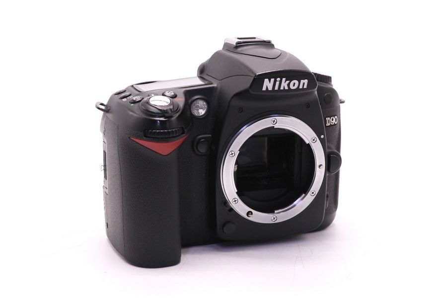 Nikon D90 body (пробег 17845 кадров)