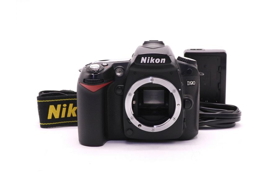 Nikon D90 body (пробег 17845 кадров)