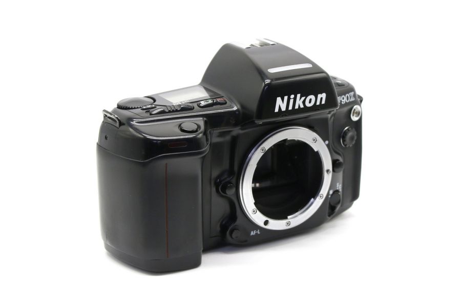 Nikon F90X body (Japan, 1995)
