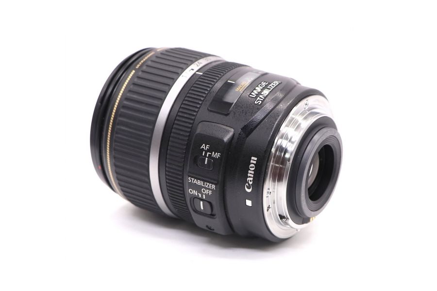 Canon EF-S 17-85mm f/4-5.6 IS USM в упаковке