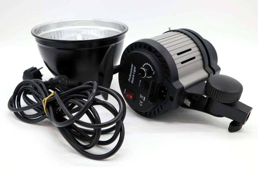 Осветитель Professional Quartz Light QL-1000