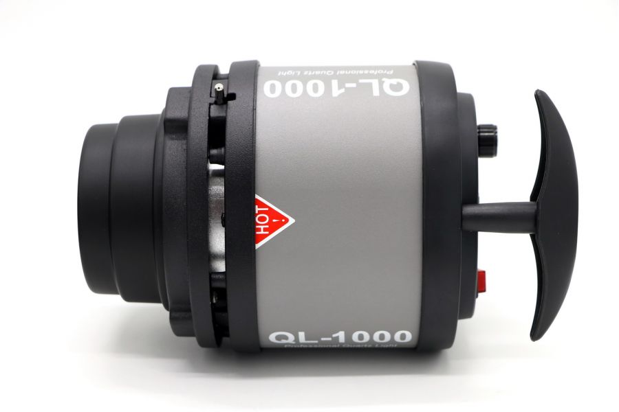 Осветитель Professional Quartz Light QL-1000