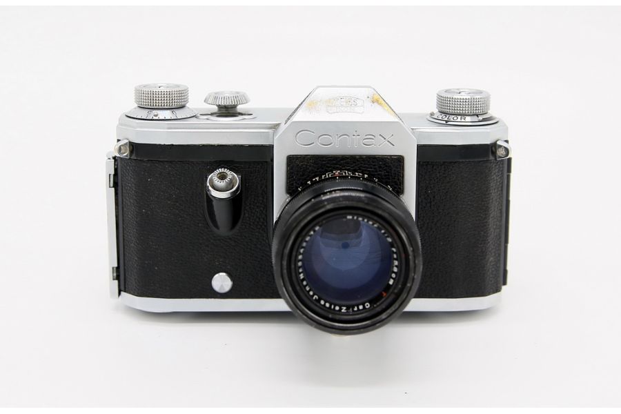 Contax S + Biotar T 2/58mm (Germany, 1953)