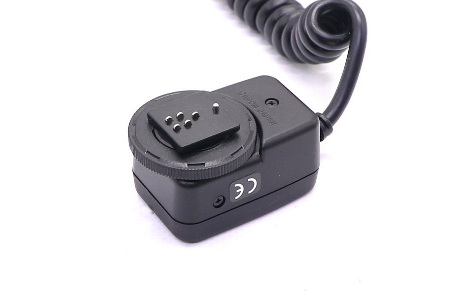 Синхрокабель Canon Off-Camera Shoe Cord 2 в упаковке