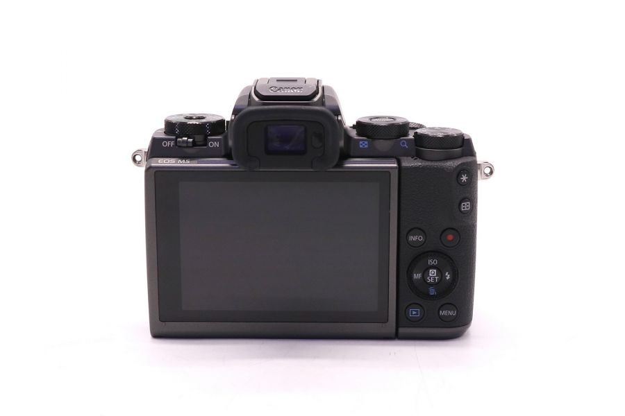 Фотокамера Canon EOS M5 body (пробег 1600 кадров)