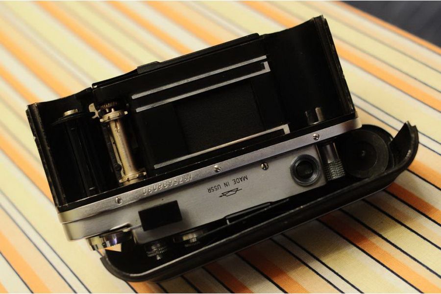 Зоркий 4К + Индустар-61 2,8/53 (СССР, 1975г.)