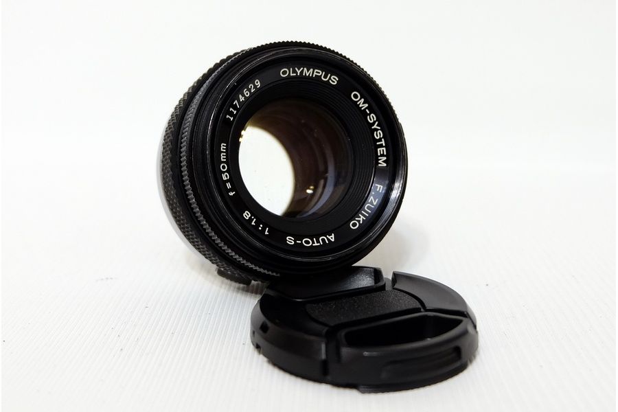 Olympus OM40 Program + Olympus OM-System F.Zuiko Auto-S 1:1,8/50mm