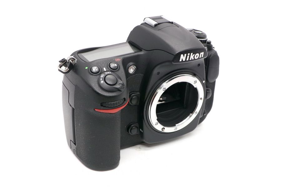 Nikon D300 body (пробег 7000 кадров)