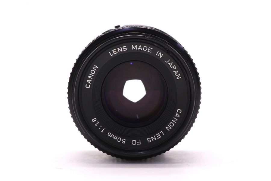 Стандартный, легкий объектив Canon FD 50mm f/1.8